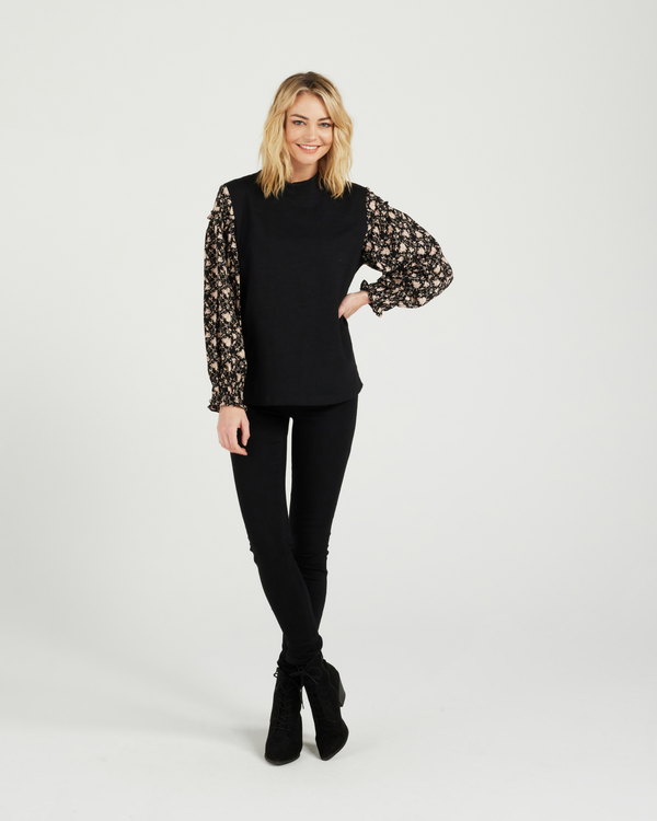 ZAFINA YIONA TOP