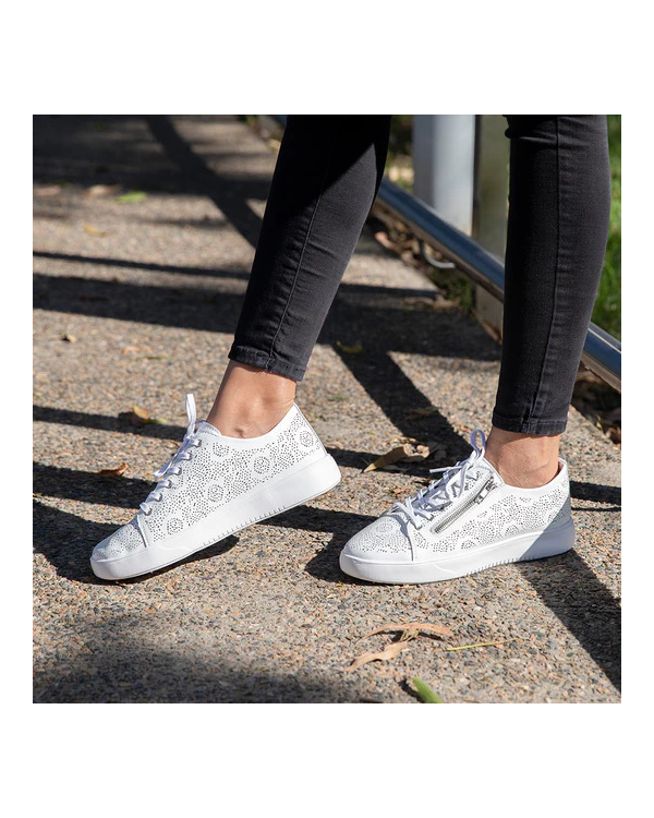 CC RESORTS DAVAN SHOE