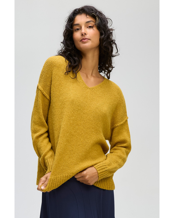 LD&CO FLUFFY V JUMPER