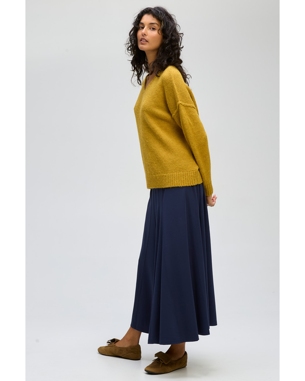 LD&CO FLUFFY V JUMPER