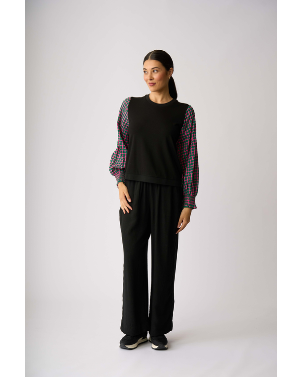 MEMO CONTRAST WOVEN TOP